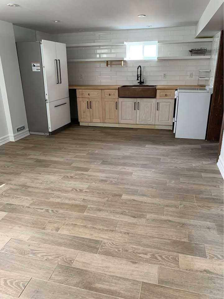 2 Beds 1 Bath Apartment for Rent - photo 2