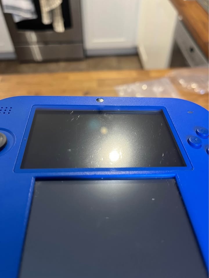 Electric Blue Nintendo 2DS - photo 5
