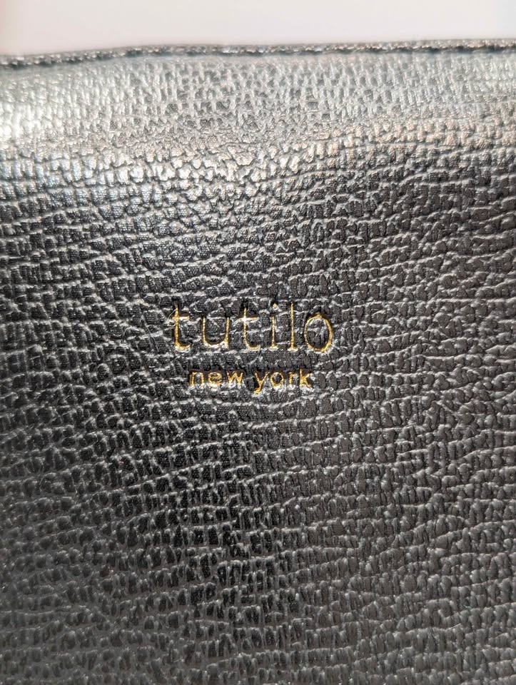 Tutilo New York Triple-Compartment Tech Tote - photo 5