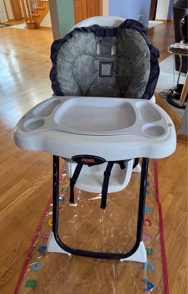 Multipurpose Activity Splash Mat/High Chair Mat - photo 3