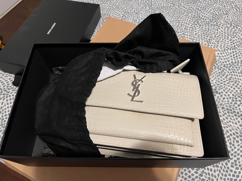 YSL Sunset Medium Bag - Croc-Embossed (Crema/Beige) - photo 2