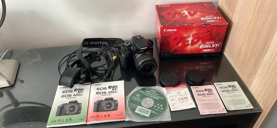 Canon Rebel XTi DSLR Camera w/ 18-55mm Lens Kit