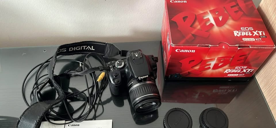 Canon Rebel XTi DSLR Camera w/ 18-55mm Lens Kit - photo 4