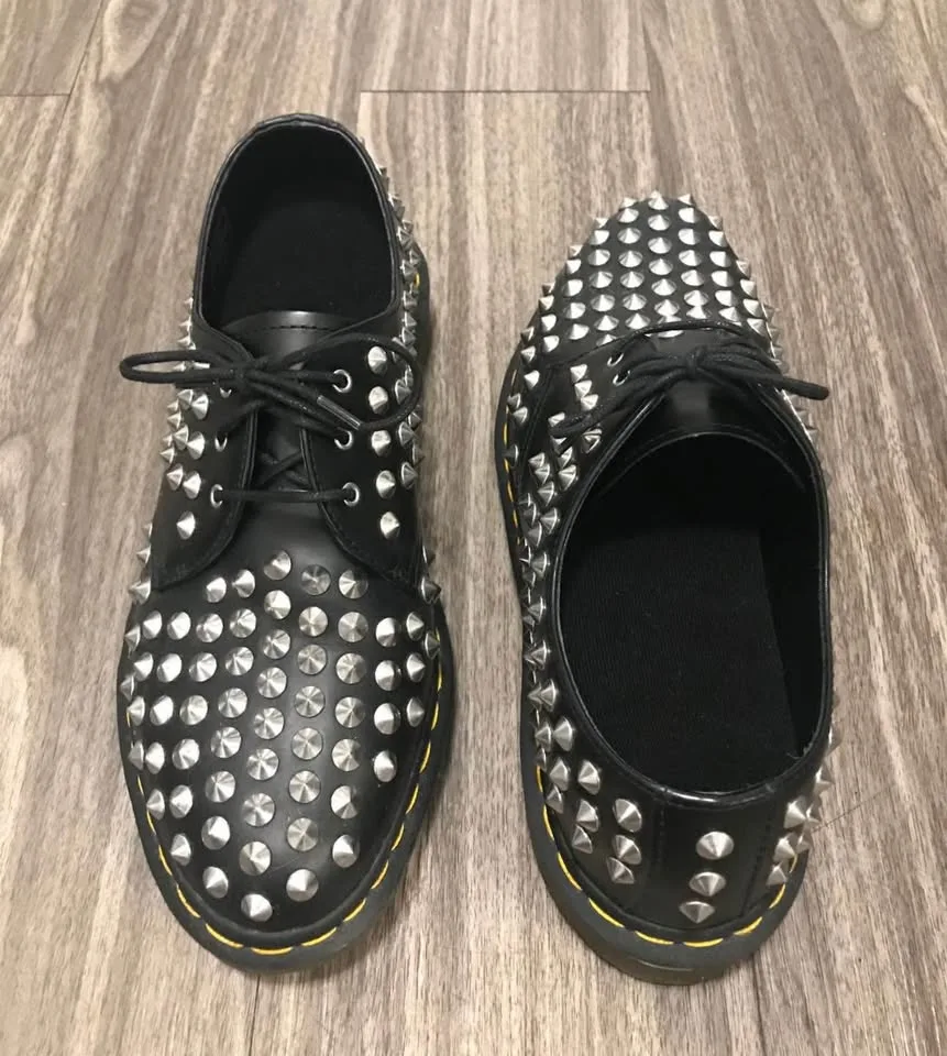 Dr. Martens image indicator(7)