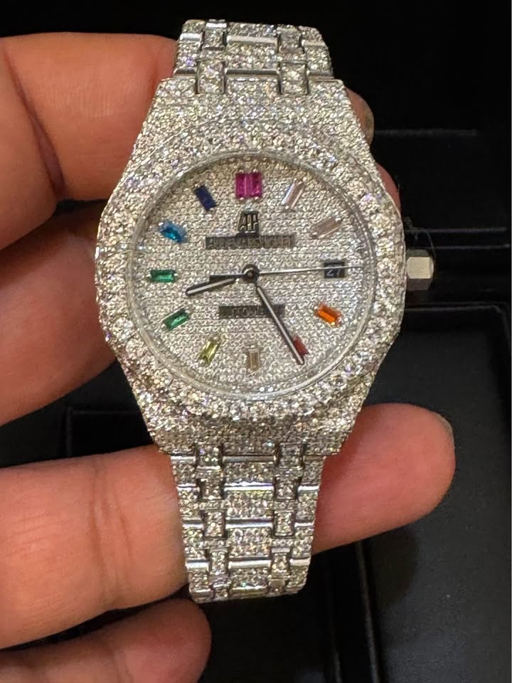 AP WOMENS MOISSANITE 36 mm watch - Passes diamond tester. - photo 2