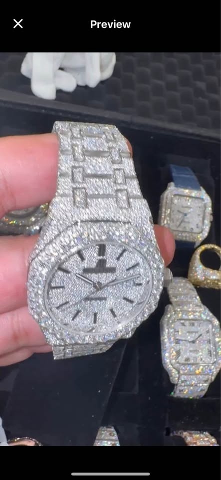 AP Moissanite Watch - all white - VVS1 - passes diamond tester - photo 2