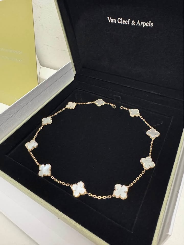New Van Cleef VCA Mother of Pearl Clover 18k gold Necklace - photo 5
