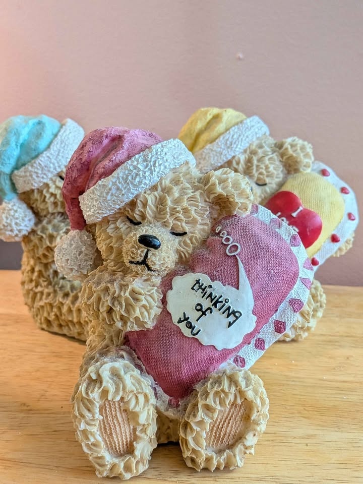3 Bears Figurine/Coin Bank - photo 3
