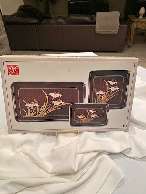 Vintage Japanese Lacquer Trays BNIB Set of 3 Nesting Trays