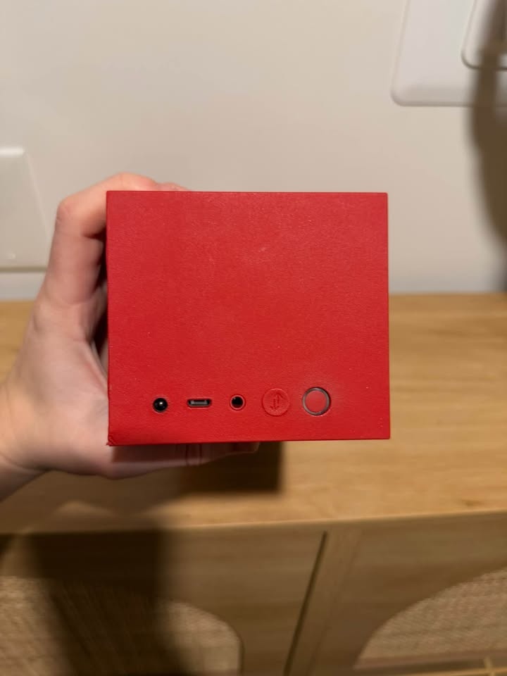 Red Jawbone Jambox Bluetooth Speaker - photo 5