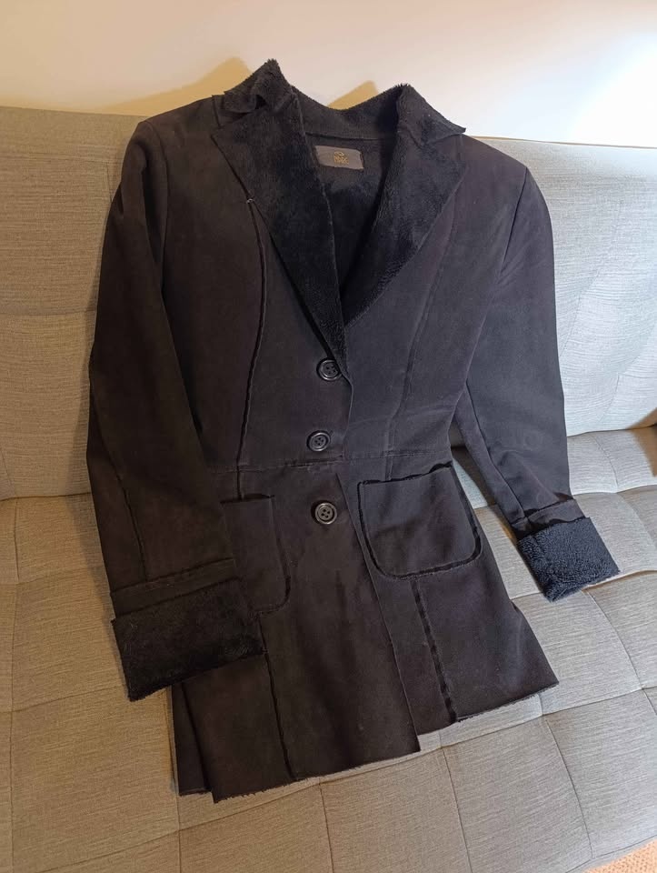 Black suede coat with sherpa lining - photo 3