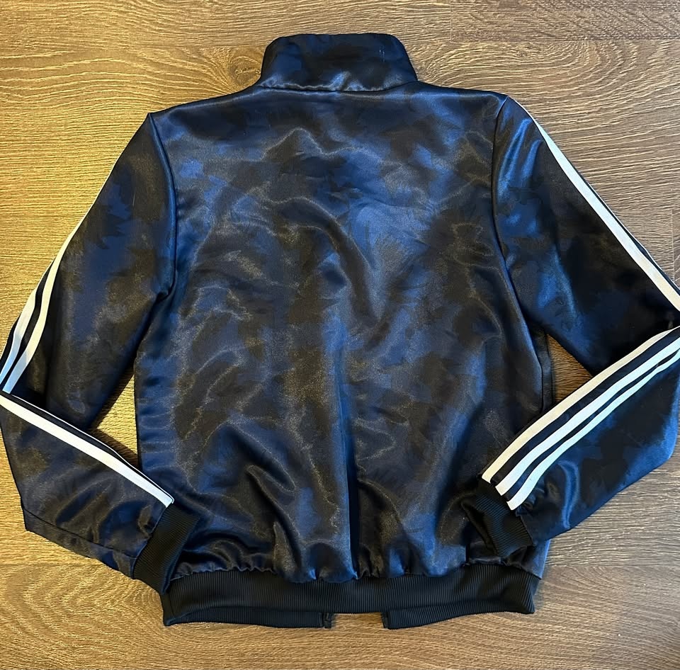 Woman's Adidas Neo Reversible Jacket - Size S - photo 3