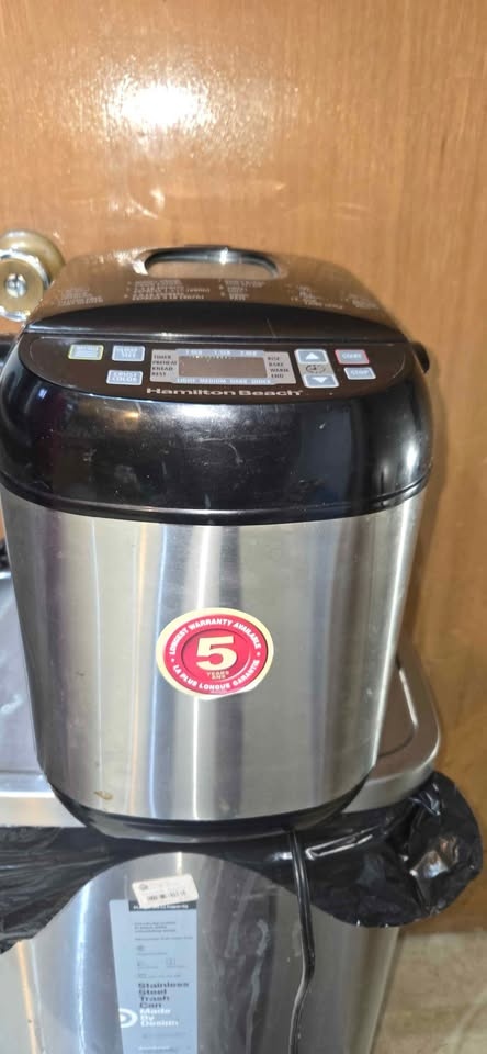 Hamilton Beach Digital Bread Maker - photo 2