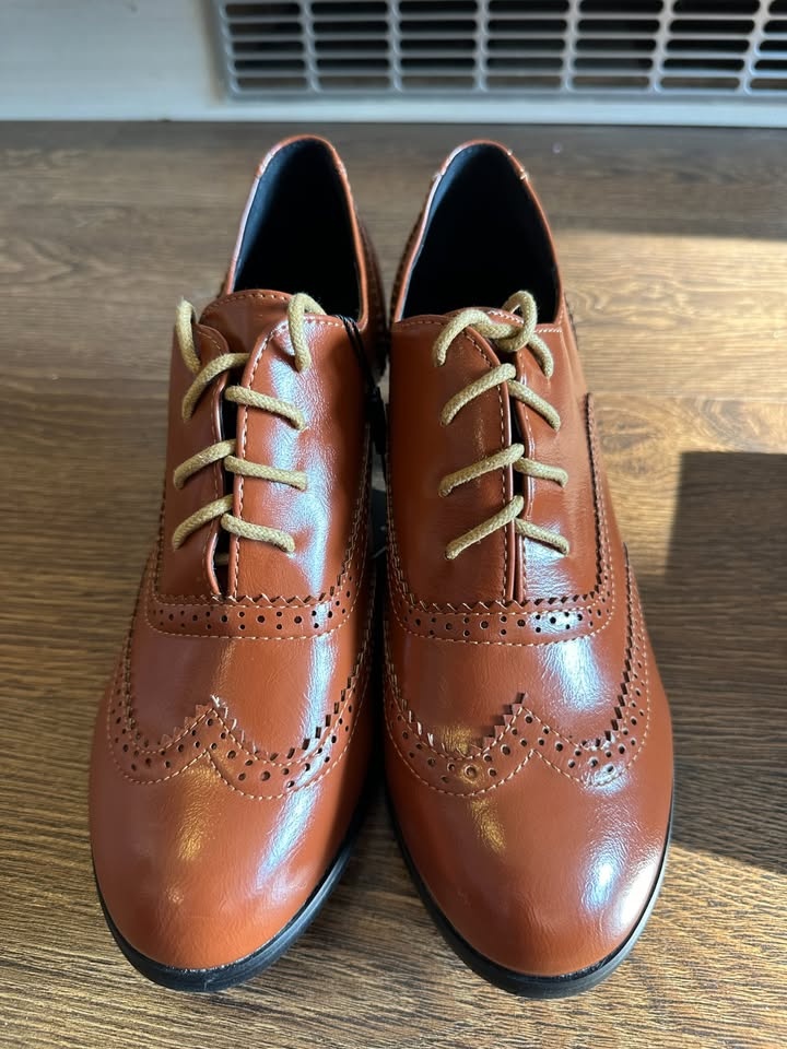 BNIB Odema Brown Leather Shoes - Size 8 - photo 2