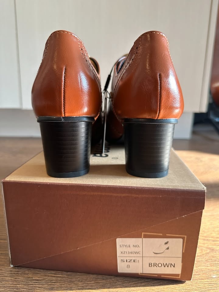 BNIB Odema Brown Leather Shoes - Size 8 - photo 3