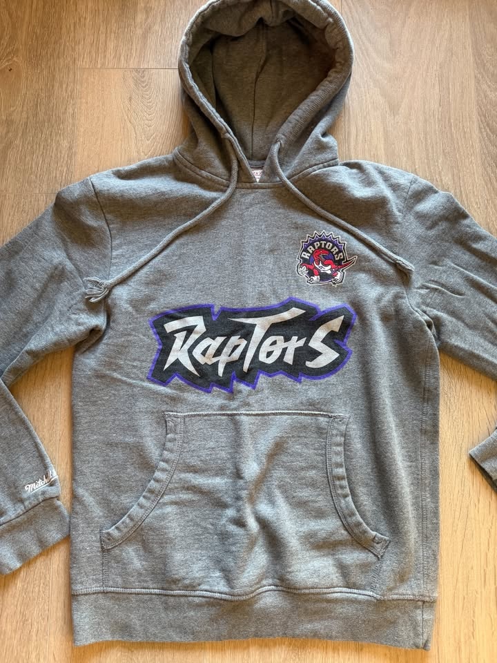 Mitchell & Ness Toronto Raptors Hoodie - Size M - photo 3