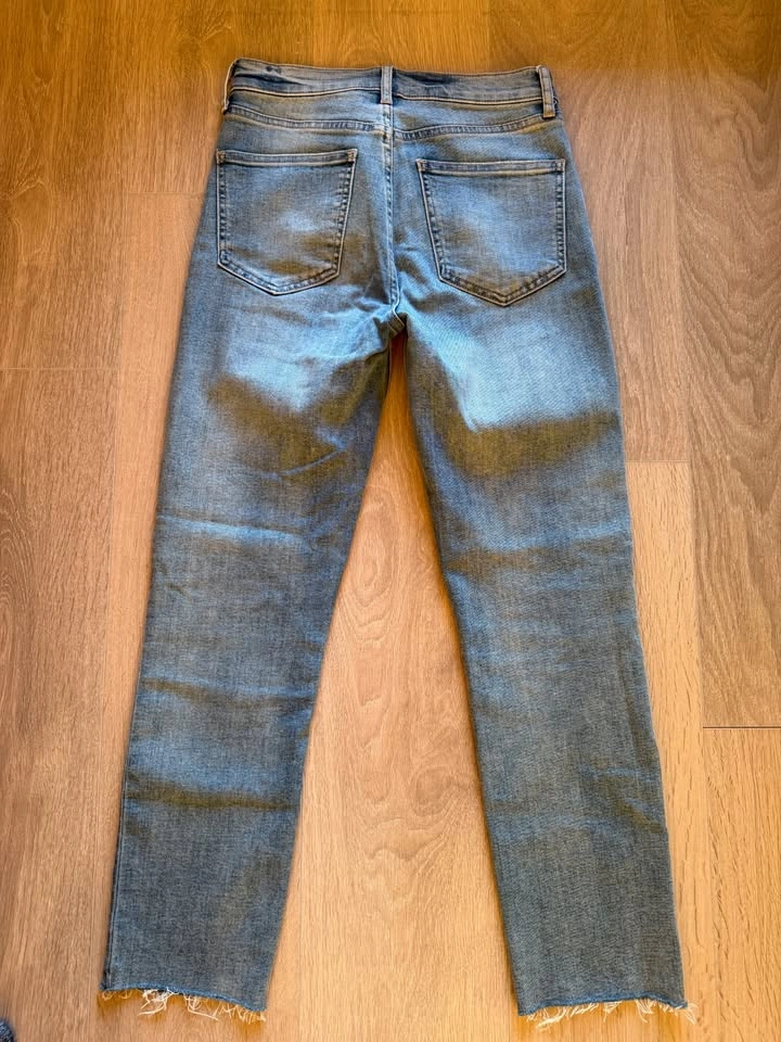Women's Gap High Waist Straight Jeans - Size 26 - photo 3
