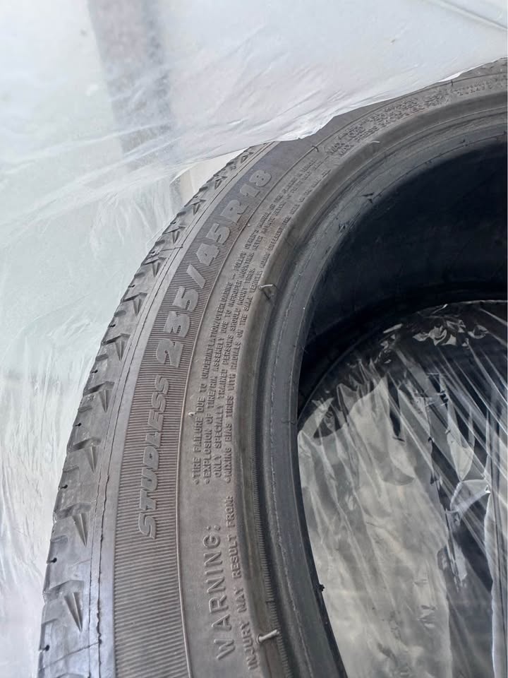 Michelin Winter Tires - Tesla Model 3/Y - photo 3