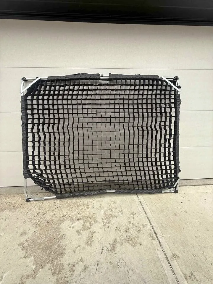 Photography Scrim with Grid and White Diffuser thumbnail