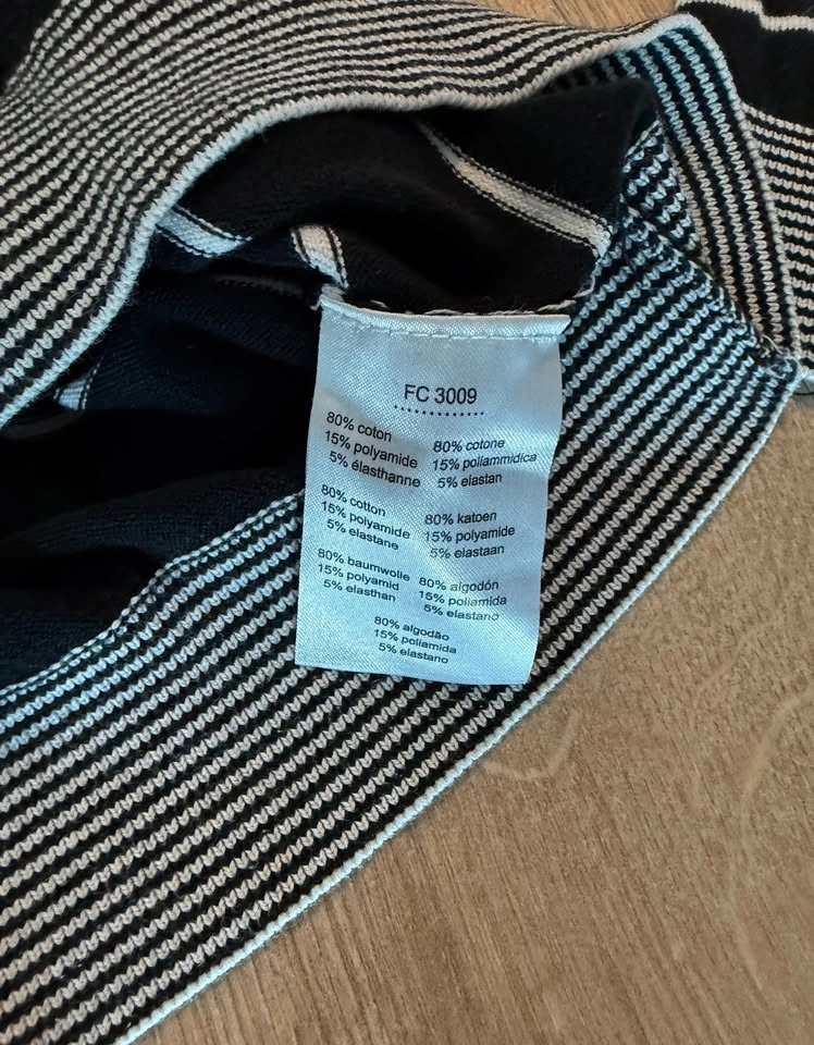 Women's Lacoste V-neck Sweater - Size 36 - photo 4