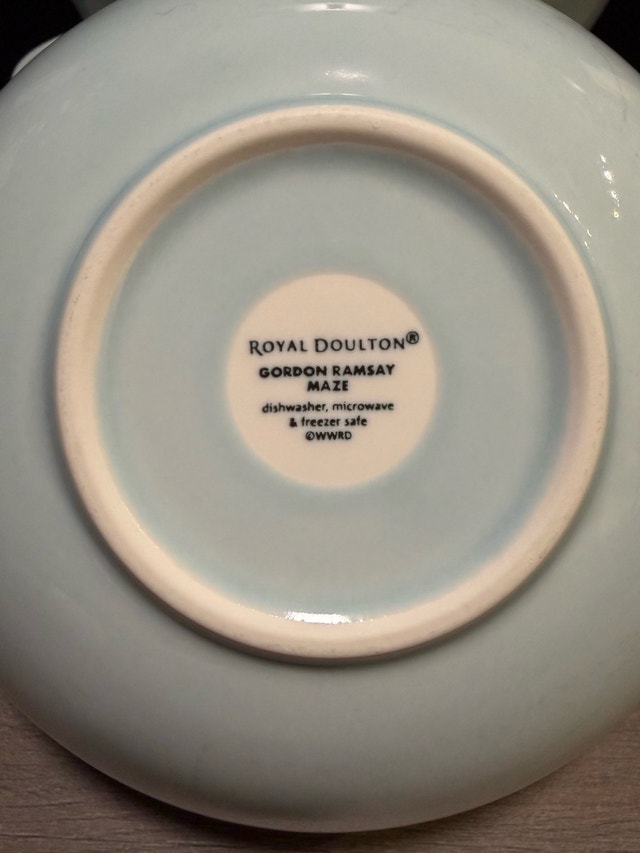 Gordon Ramsay Maze Blue 16-Piece Dinnerware Set by Royal Doulton - photo 3