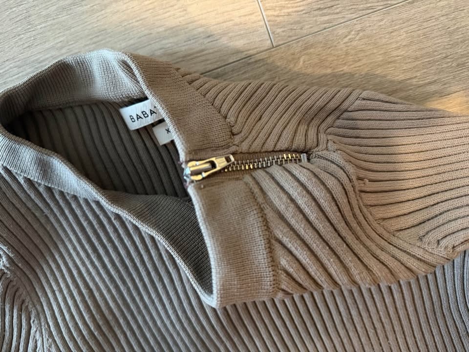 Babaton Ribbed Sweater - Size XS - photo 3