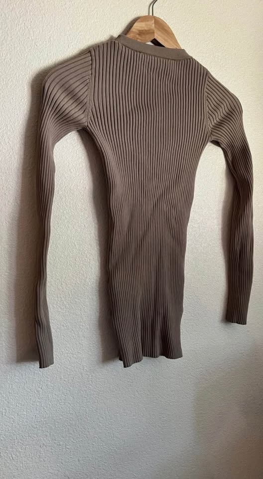 Babaton Ribbed Sweater - Size XS - photo 5