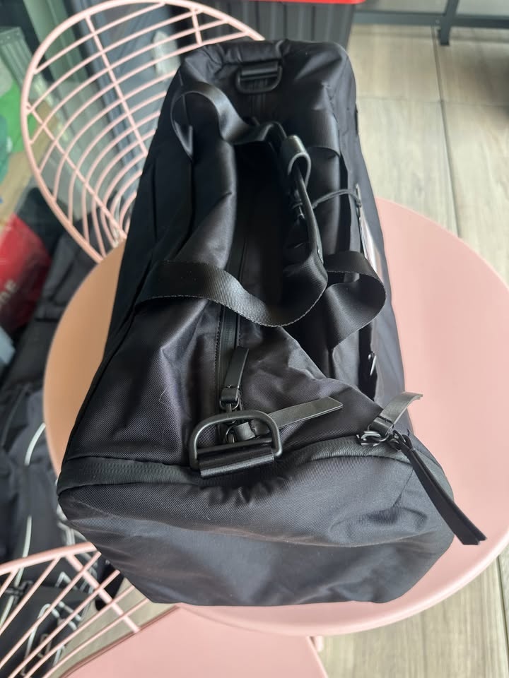 BNWT Ogio Duffel 32L Travel Bag - photo 5