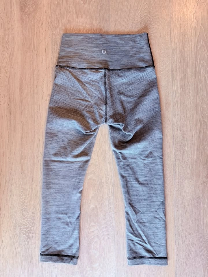 Lululemon Wunder Under High-Rise Crop 21" Luxtreme - Size 4 - photo 2