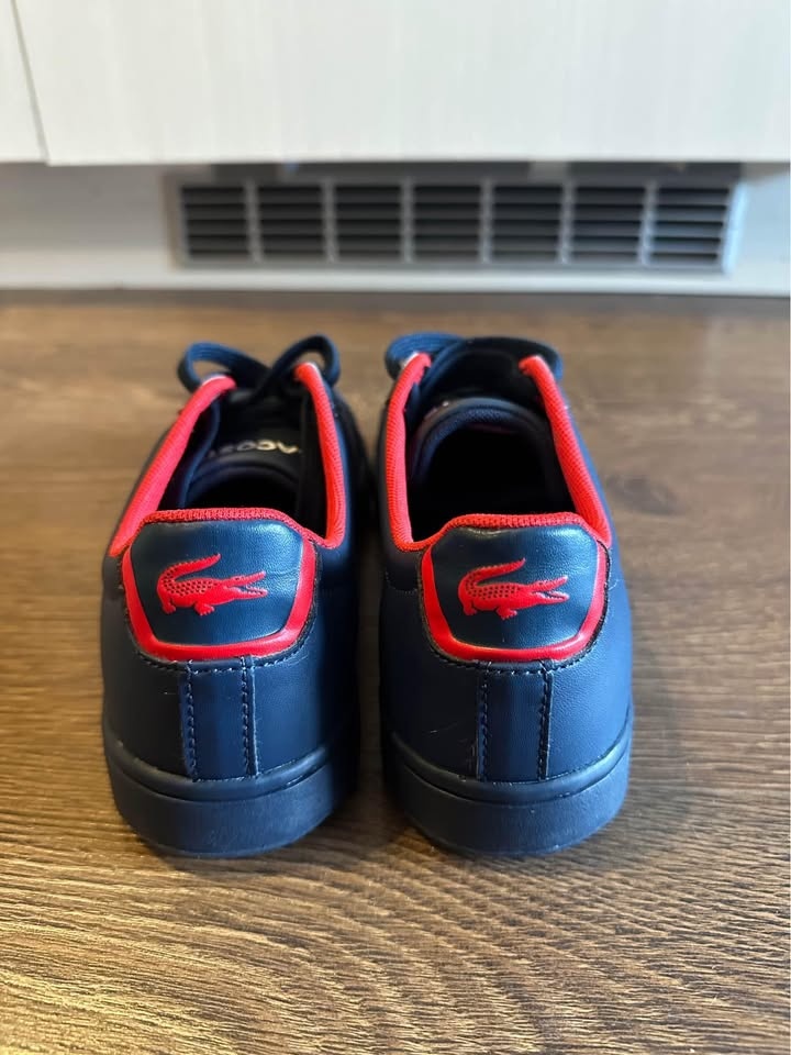 BNWOB Lacoste Blue Carnaby Sneakers - Size 6 - photo 3