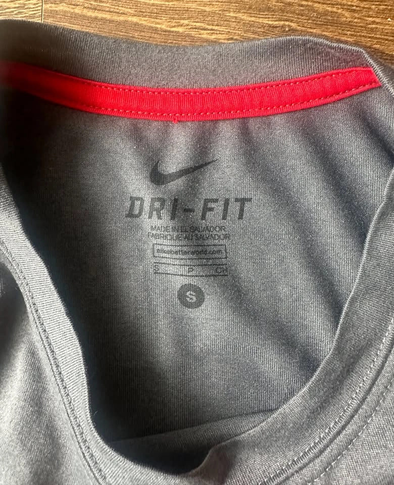 Men's Nike Dri-Fit Hockey T-Shirt - Size S - photo 2