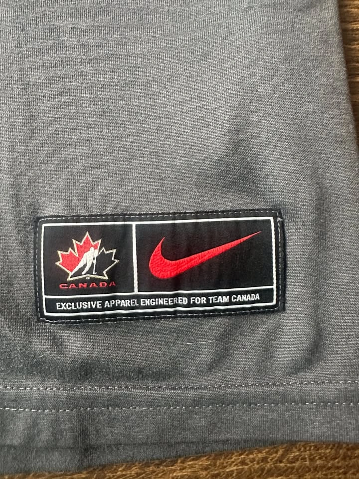 Men's Nike Dri-Fit Hockey T-Shirt - Size S - photo 4