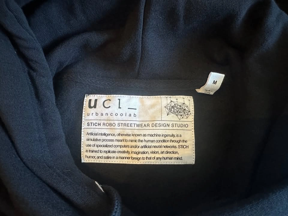 NWT UrbanCooLab G. Easy Mind Has No Gender Black Hoodie - photo 4