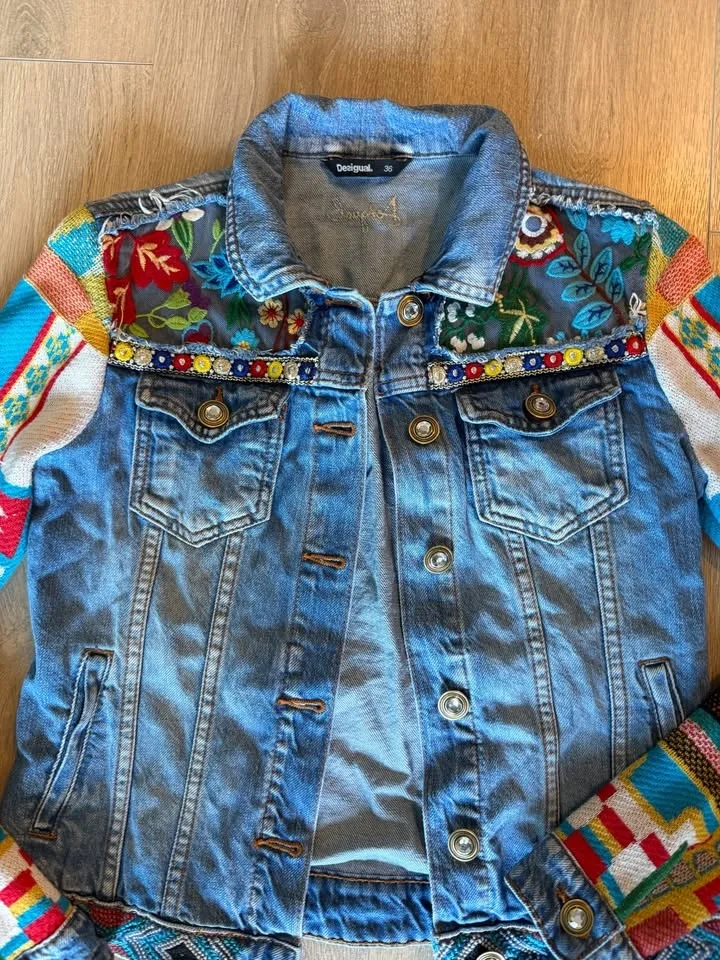 Desigual Embroidered Denim Jacket - Size S - photo 2