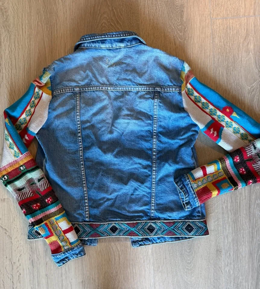 Desigual Embroidered Denim Jacket - Size S - photo 4