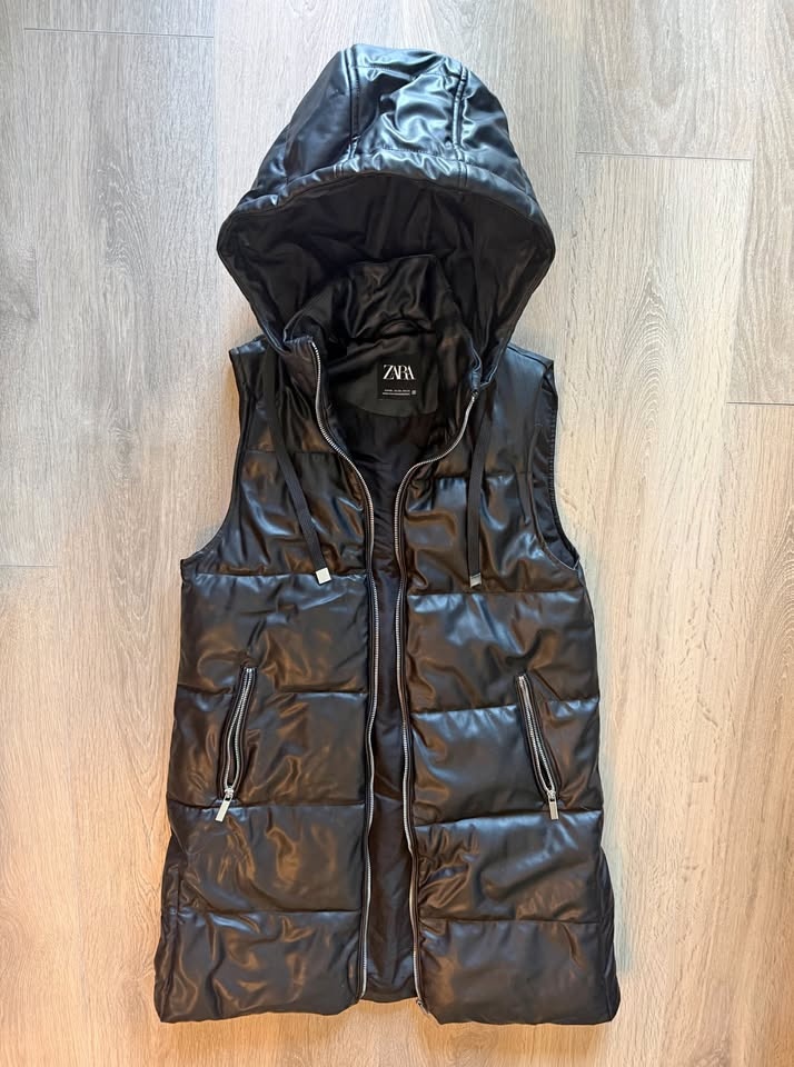 Black Long Puffer Vest - Size XS