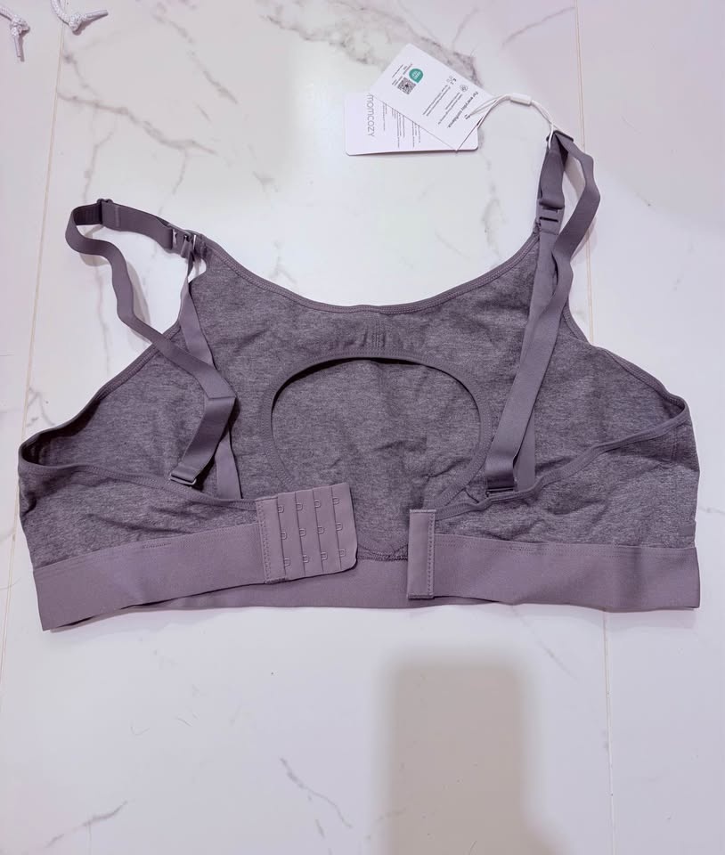Momcozy Pumping / Nursing Bra - Size XL - photo 2
