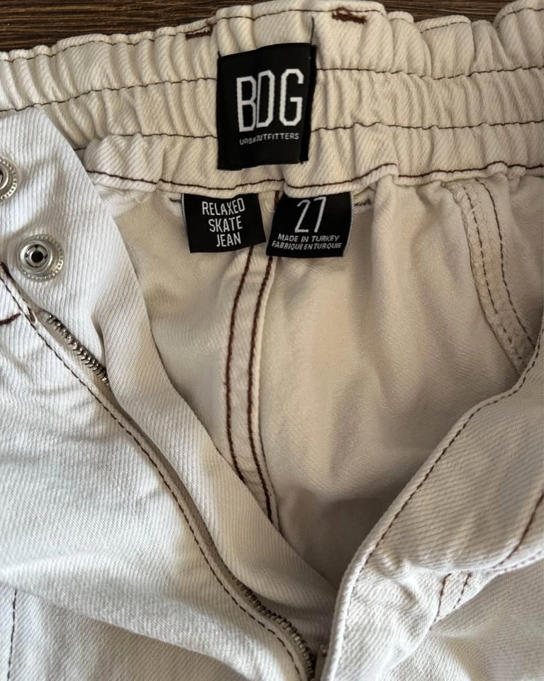 BDG Urban Outfitters 90's Jeans - Size 27 - photo 4