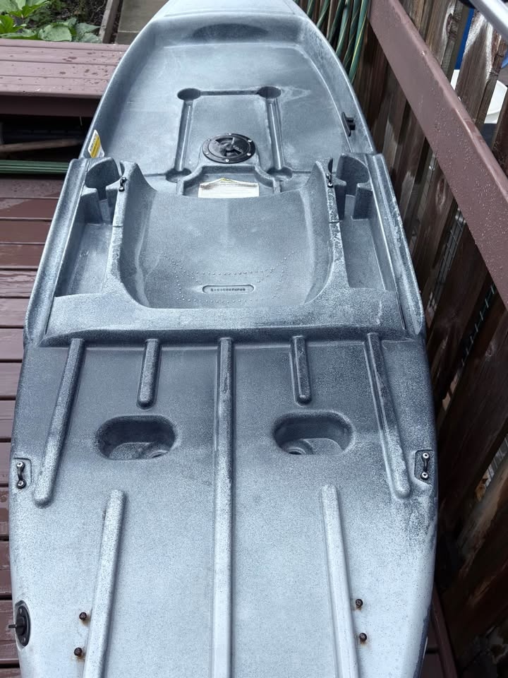 Ascend 9R Sport Sit on Top Kayak