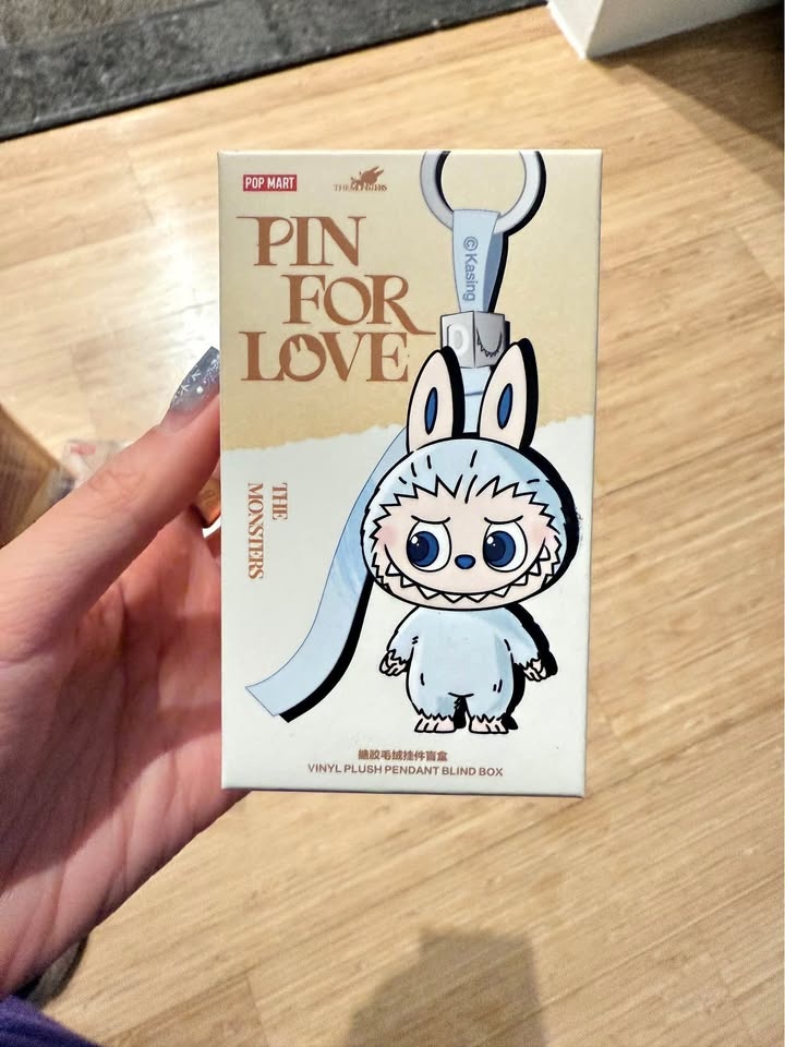 Authentic unopened pin for love labubu