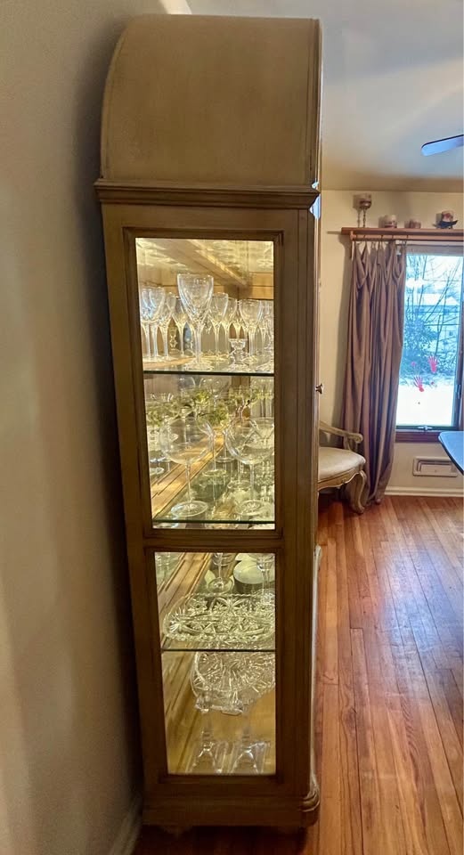 Stunning Arched Wood Lighted Curio China Cabinet - photo 5