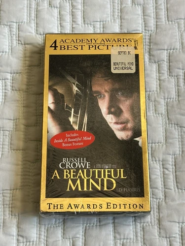 A Beautiful Mind (VHS, 2001, Awards Edition)