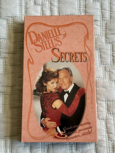 Danielle Steel's Secrets (VHS, 1992)