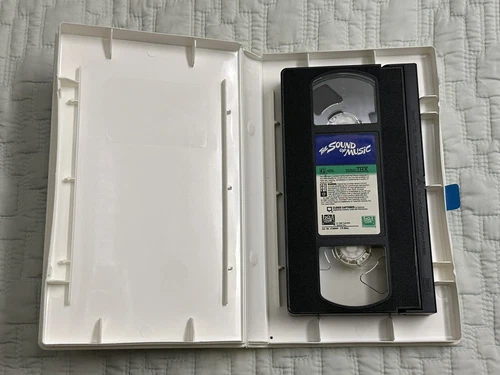 The Sound Of Music (VHS, 1965) - photo 3