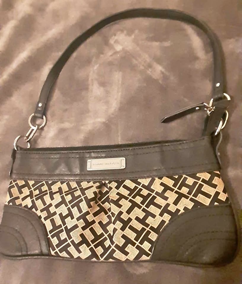 Vintage Tommy Hilfiger Bag🏆