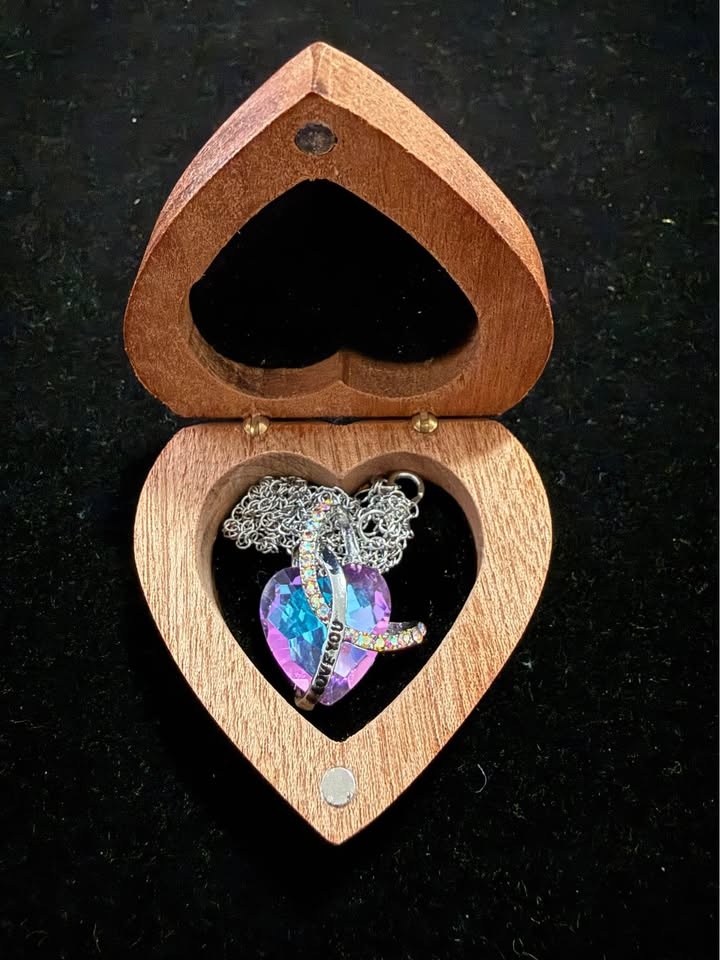 I Love You Wooden Heart Box with Pendant - photo 4