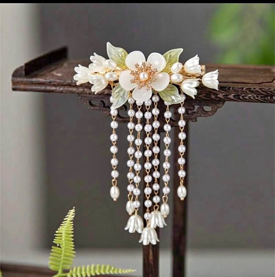 Stylish Hair Accessories
