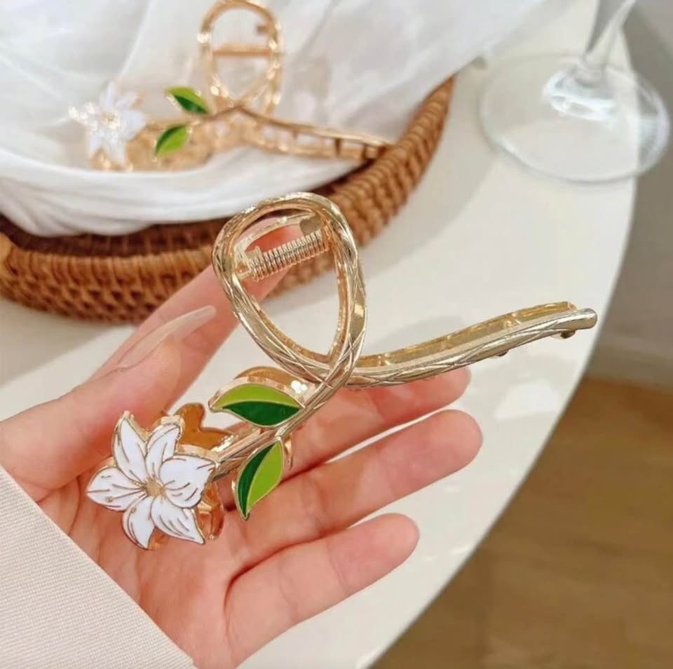 Stylish Hair Accessories - photo 3