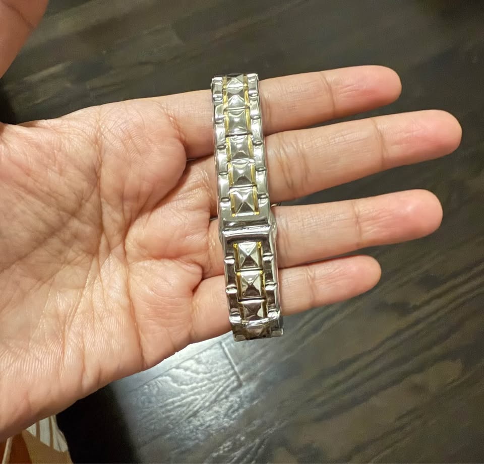 Women's Double Tone Watch - photo 3