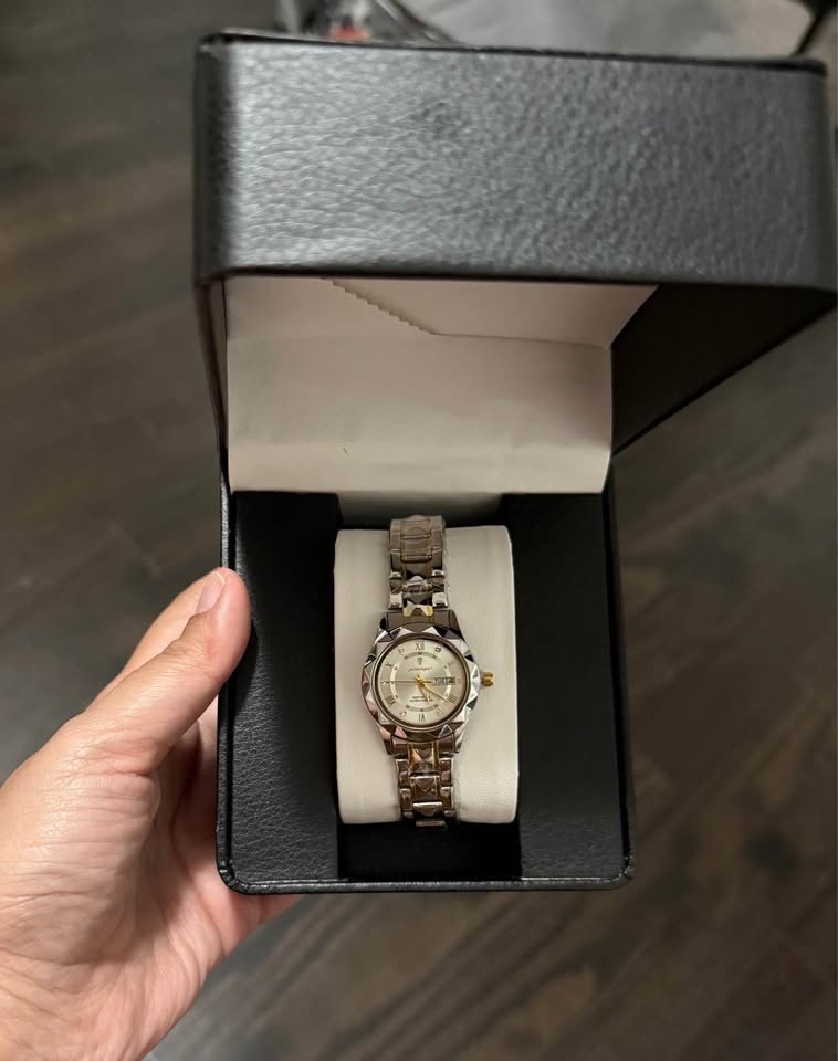 Women's Double Tone Watch - photo 5
